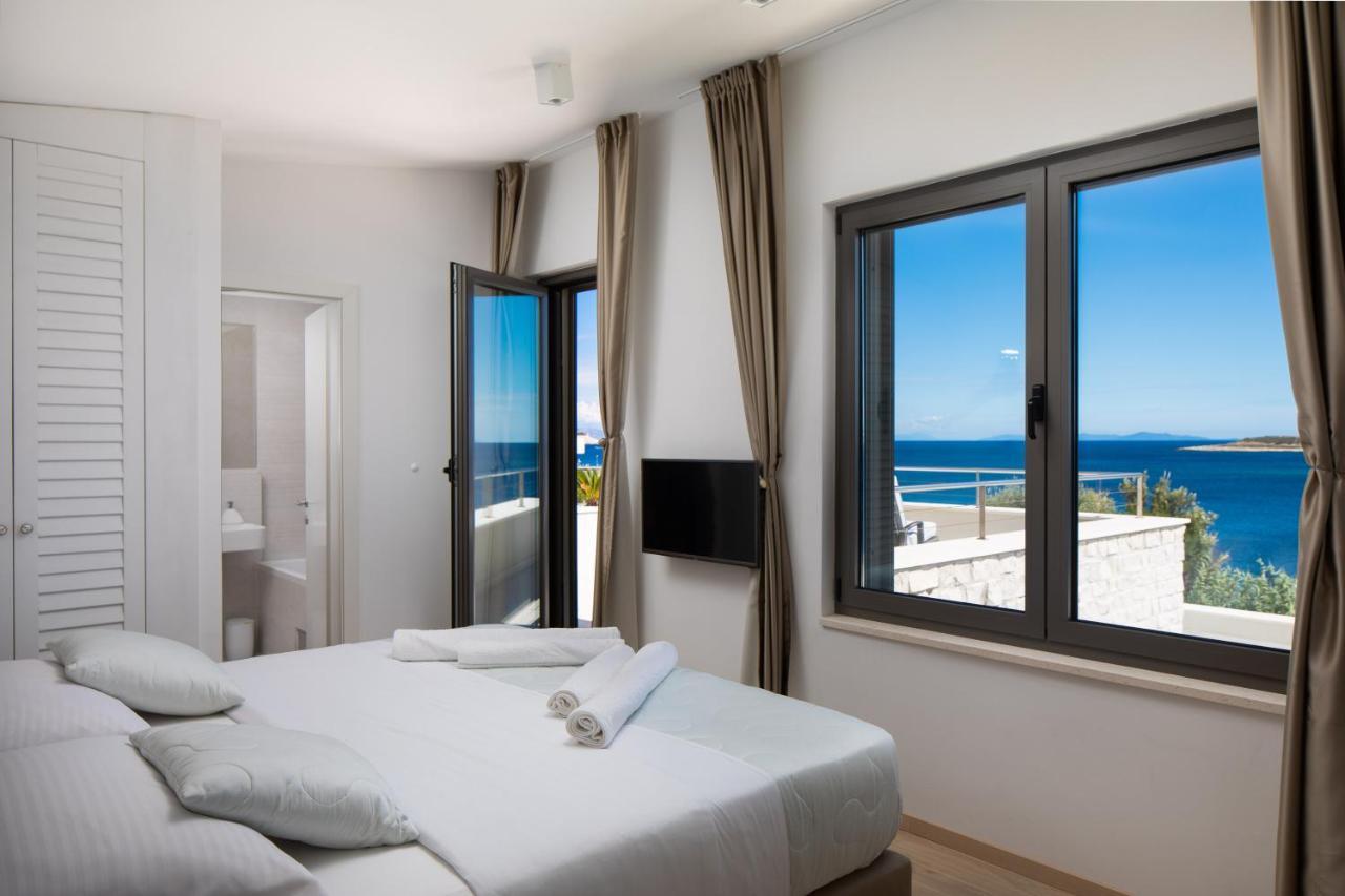 Villa Carisma Island Vis Zewnętrze zdjęcie